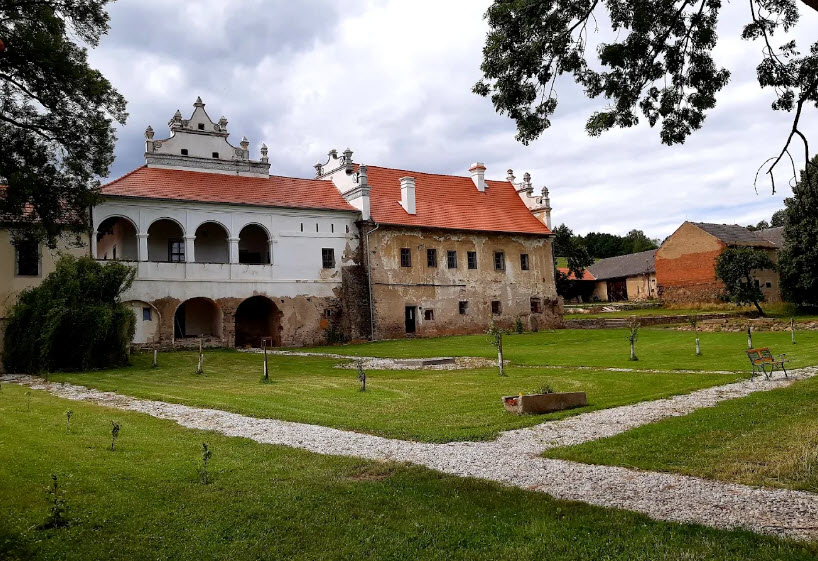 Zámek Mokrosuky, Czech Republic (Czechia)